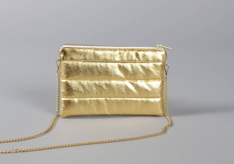 METALLIC GOLD Color Casual CLUTCH Handbag for Women Golden Zipper and Chain Handle Cross body and Shoulder Bag, Golden Bag, Lagut image 2