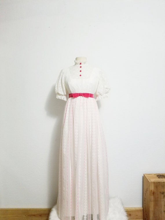 Vintage Designer Gown by Mike Benet, White Floral… - image 1