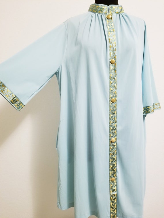 Women's Gorgeous Vintage Light Blue and Gold Embr… - image 2