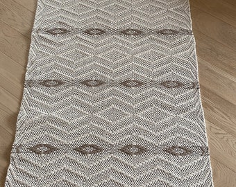 Ivory Handmade floor runner  rug. Scandinavian  rug. Cotton nursery rug carpet. Washable soft rug, bedroom bedside floor,  Livingroom rug.