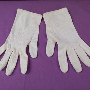 Gants blancs -  France