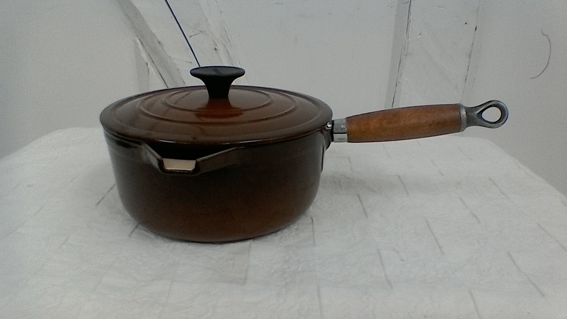 Casserole en Fonte , Cousanges Vintage .