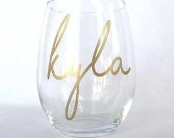 Personalized Wine Glass - Christmas Gift for Her - Birthday Gift for Her - Gift for Wine Lover - Cursive Wine Glass - Bridesmaid Gift