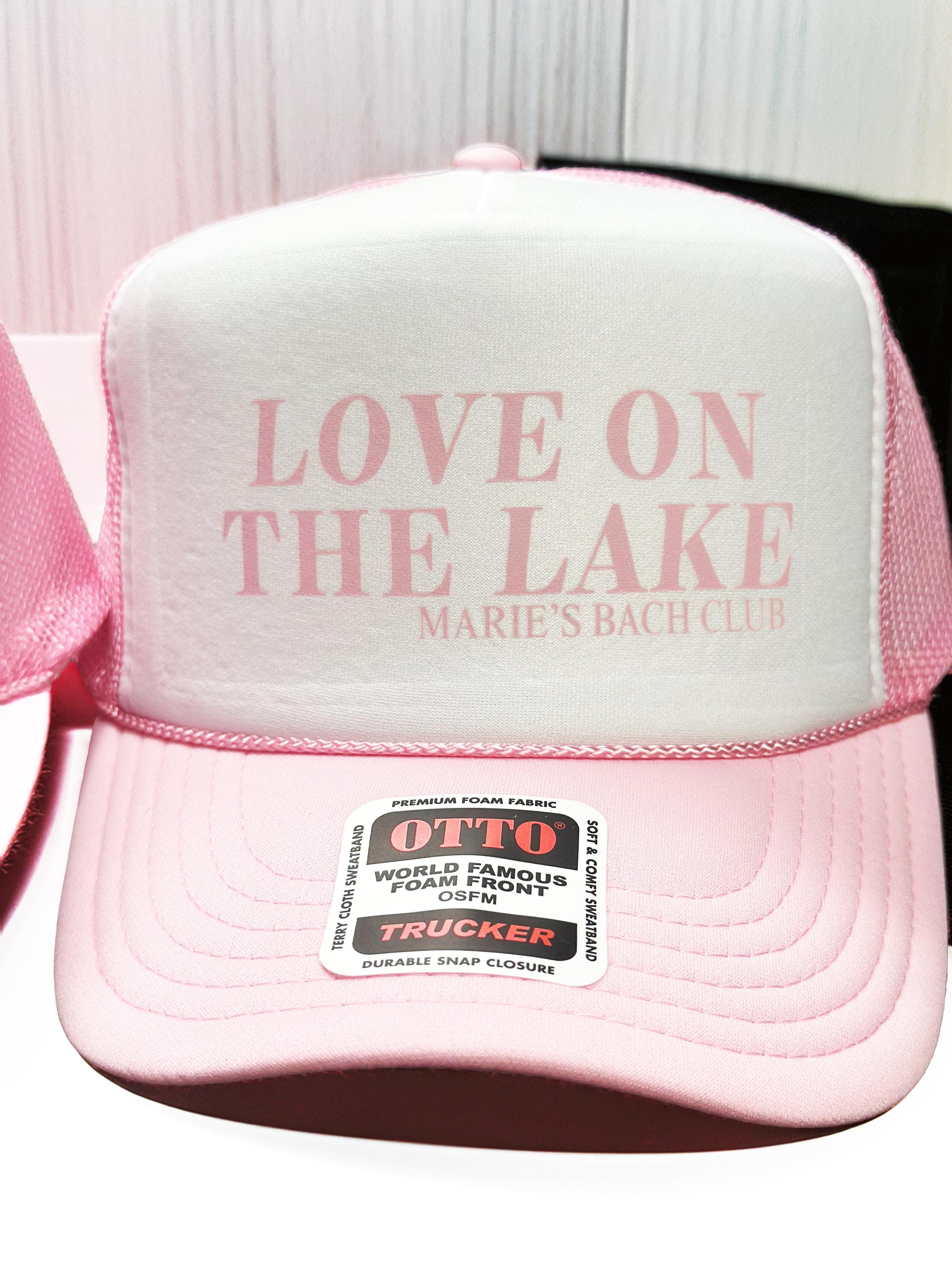 Cappelli da camionista Lake Bach Club - Cappelli da camionista per addio al nubilato - Bomboniere per addio al nubilato - Club Bach - Cappelli da camionista personalizzati per addio al nubilato