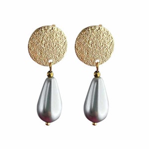 Boucles d'oreilles clips, nacre, forme goutte, très légères Gris