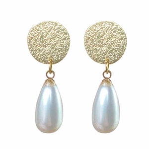 Boucles d'oreilles clips, nacre, forme goutte, très légères Blanc