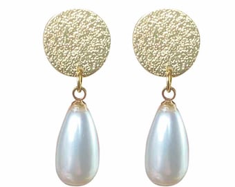 Clip-on earrings, mother-of-pearl, drop shape, very light