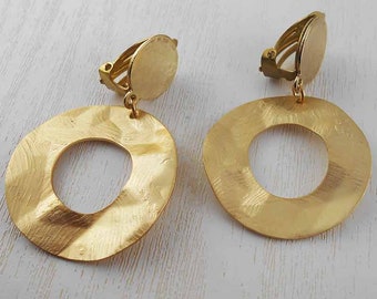 Creole clip or spike earring, gilded with fine gold, gold plated, dangling