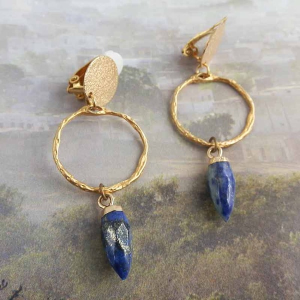 Boucles d'oreilles clips pendantes Lapis Lazuli, plaqué or