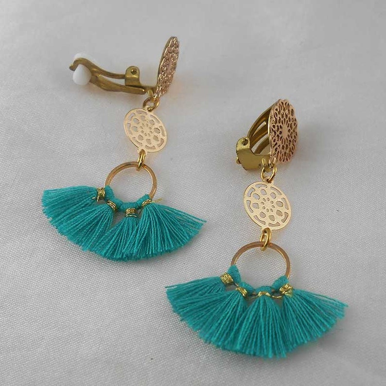 Boucles D'oreilles Clips à Pompons En Perles Vertes - Modèle J475 - Bon état D'usage