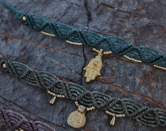 Macrame anklet with brass pendant | Elven macrame jewelry | Boho anklet | Hippie necklace