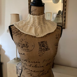 The Constance Collar Knitting Pattern