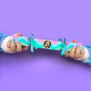 Christmas Cracker Gift Box - Fill Your Own Self Assembly Festive Xmas Cracker Wrapping Paper Box - Christmas Table Silent Cracker