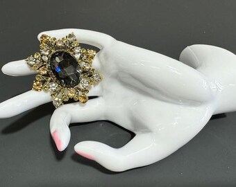 Exquisite Rhinestone Brooch Pin for Bridal, Party Dress Emblishments, Flooral Designs, Event Table, Glass & Candle, Hats and Tie Decorations