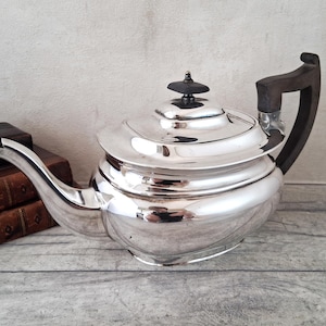 Silver Plate Victorian or Edwardian Tea Pot EPNS made in Sheffield
