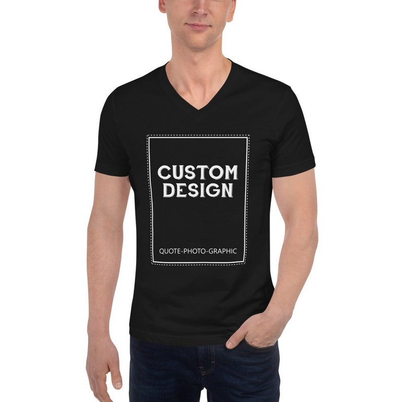 a man wearing a black t - shirt that says custom design