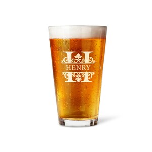 Custom Pint Glass with your Text, Personalized Beer Glasses Groomsmen Gift, Wedding Glasses, Gift for Dad Bridal Party Best Man Glass image 4