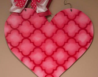 Valentine's Day Heart Hand Painted Wooden Door Hanger Pink with Red Quatrefoil with or without Monogram Valentine's Day Wreath Heart Wreath