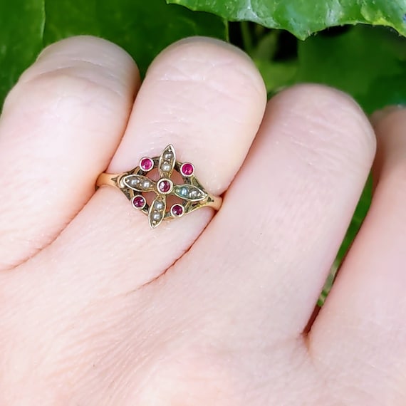 Antique Victorian Ruby and Seed Pearl Gold Ring