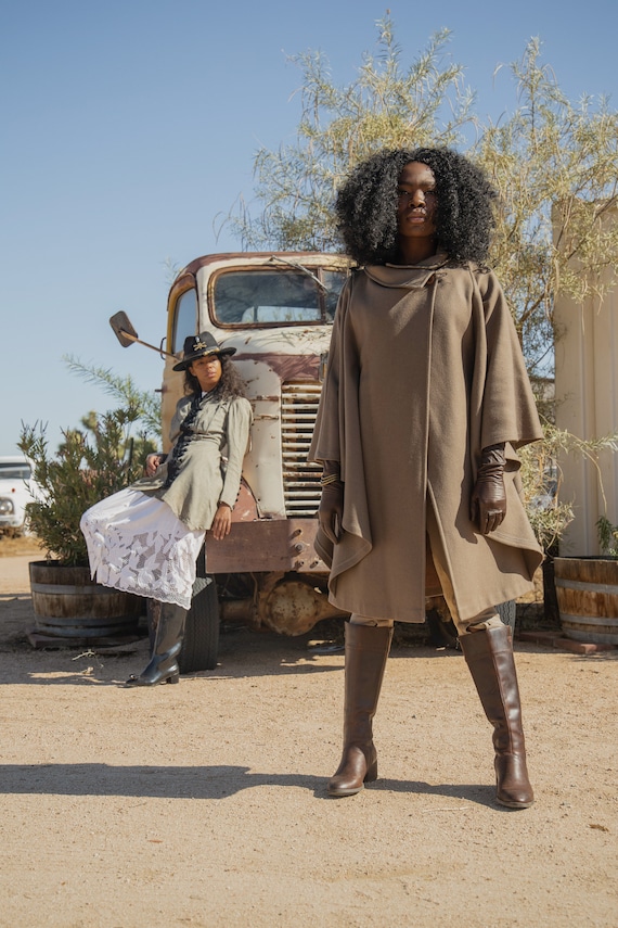 Ndi - Wool Cape Coat