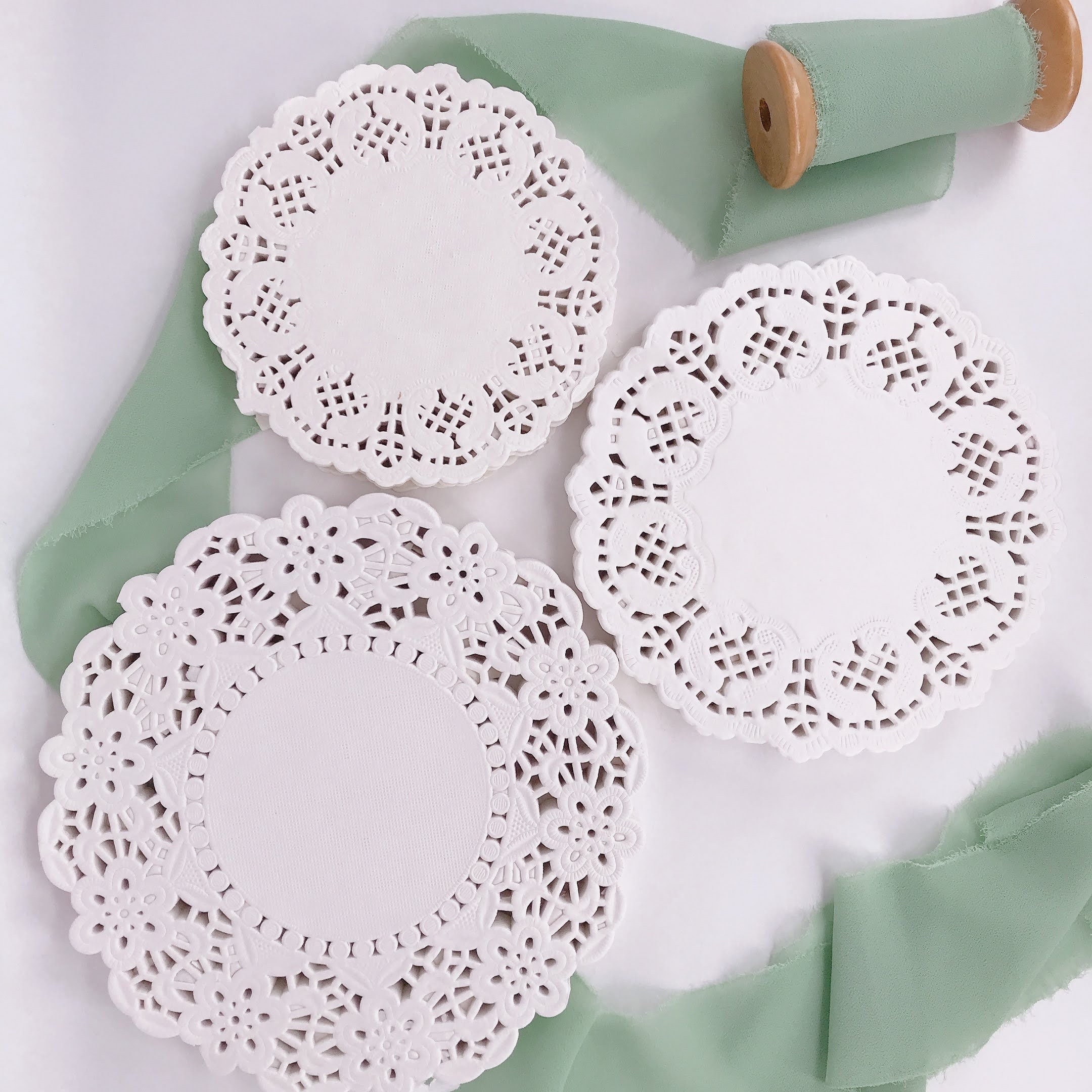 Buy 140 Pack Elegant Assorted Paper Lace Doilies Size 4.5, 5.5, 6.5ideal  for Wedding Reception Tea Table Decoration and Party Events Online in India  