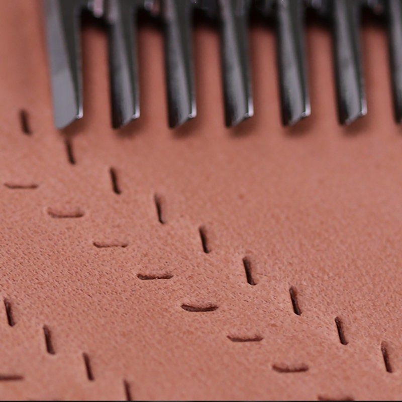 WellieSTR 1/2/4/6 Prong Leather Craft Tool Hole Punches Lacing Stitching  Punch Tool,Leather Stitching Chisel Leathercraft Pricking Iron Tool Hole