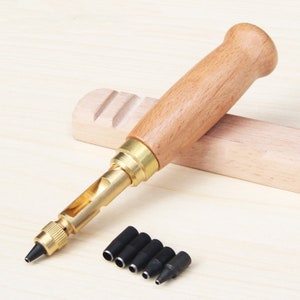 Artesanía en cuero Tornillo Perforación Cinturón hueco Cartón Cuero Artesanía Ajustable