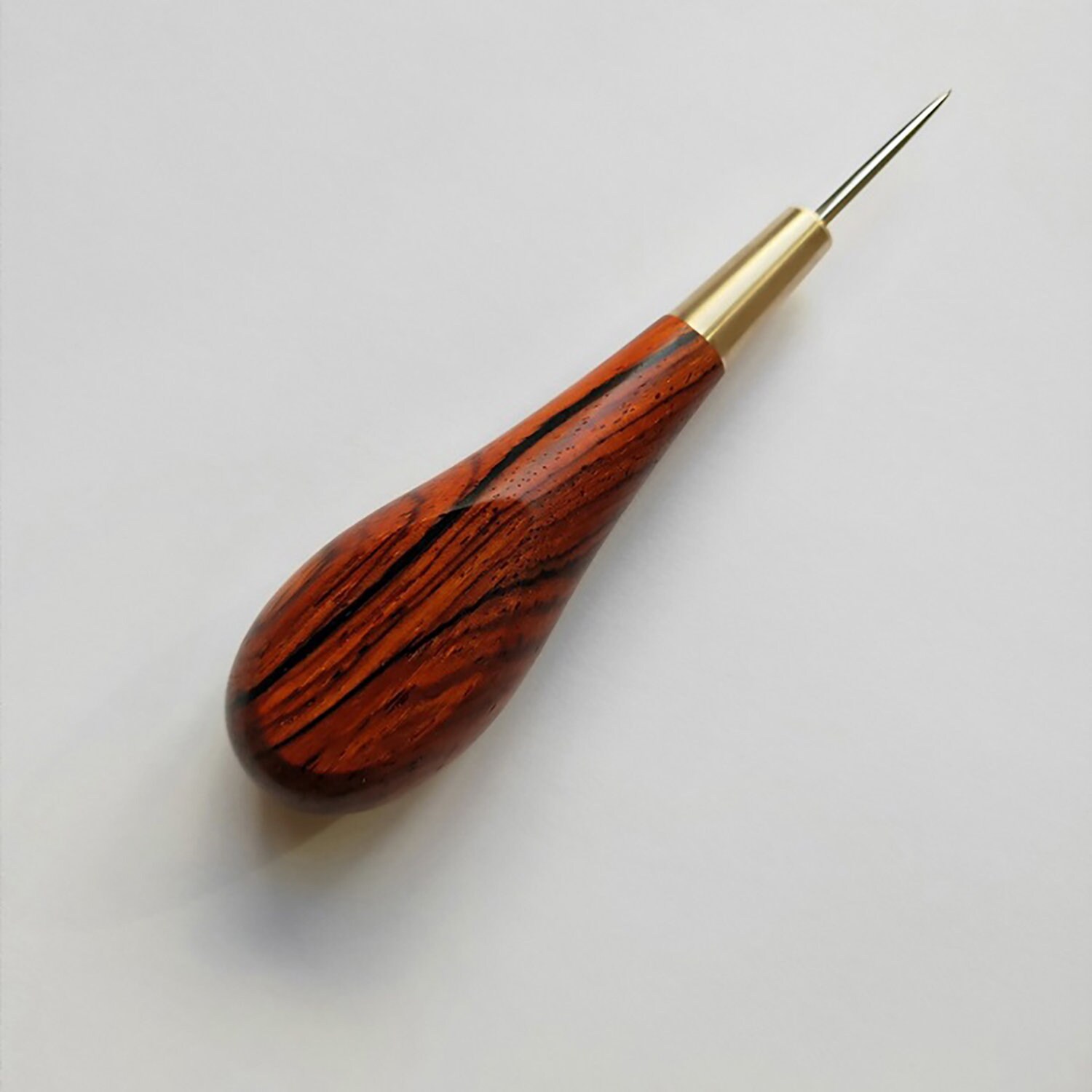 Kyoshin Elle Leathercraft Tool Diamond Point Curved Stitching Leather Awl, with Wooden Handle, for Leather Hand Sewing