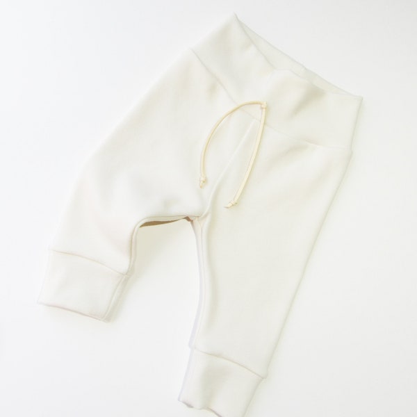 Cream ORGANIC leggings-Baby leggings with cuffs-Baby gender neutral pants-Solid cream baby leggings-Newborn organic set-Toddler clothing