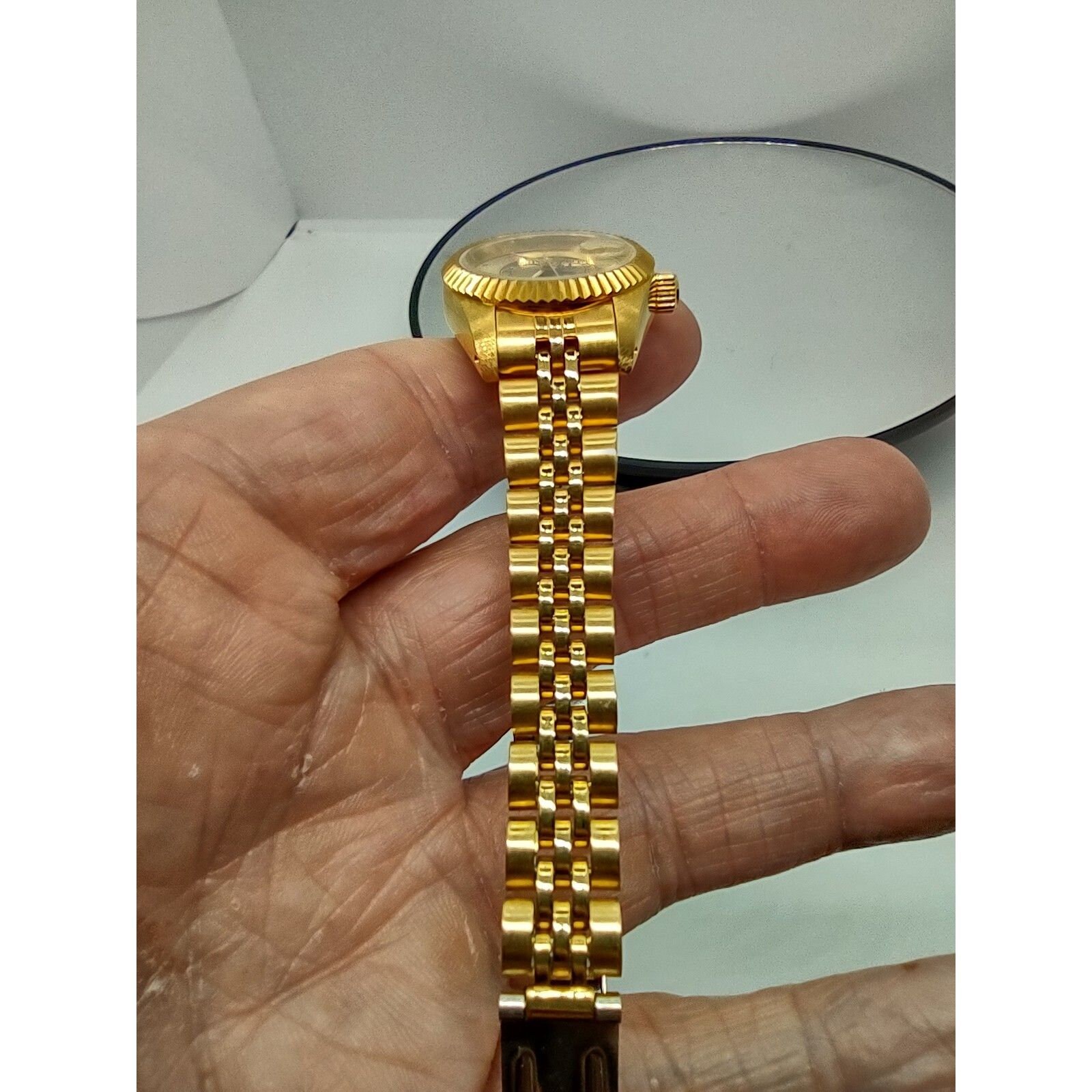 Croton 23K Gold Plated Rocky Mountain Elk Foundation W/ Date Ladies Watch Croton 23K Gold Plated Rocky Mountain Elk Foundation W/ Date  main image 2