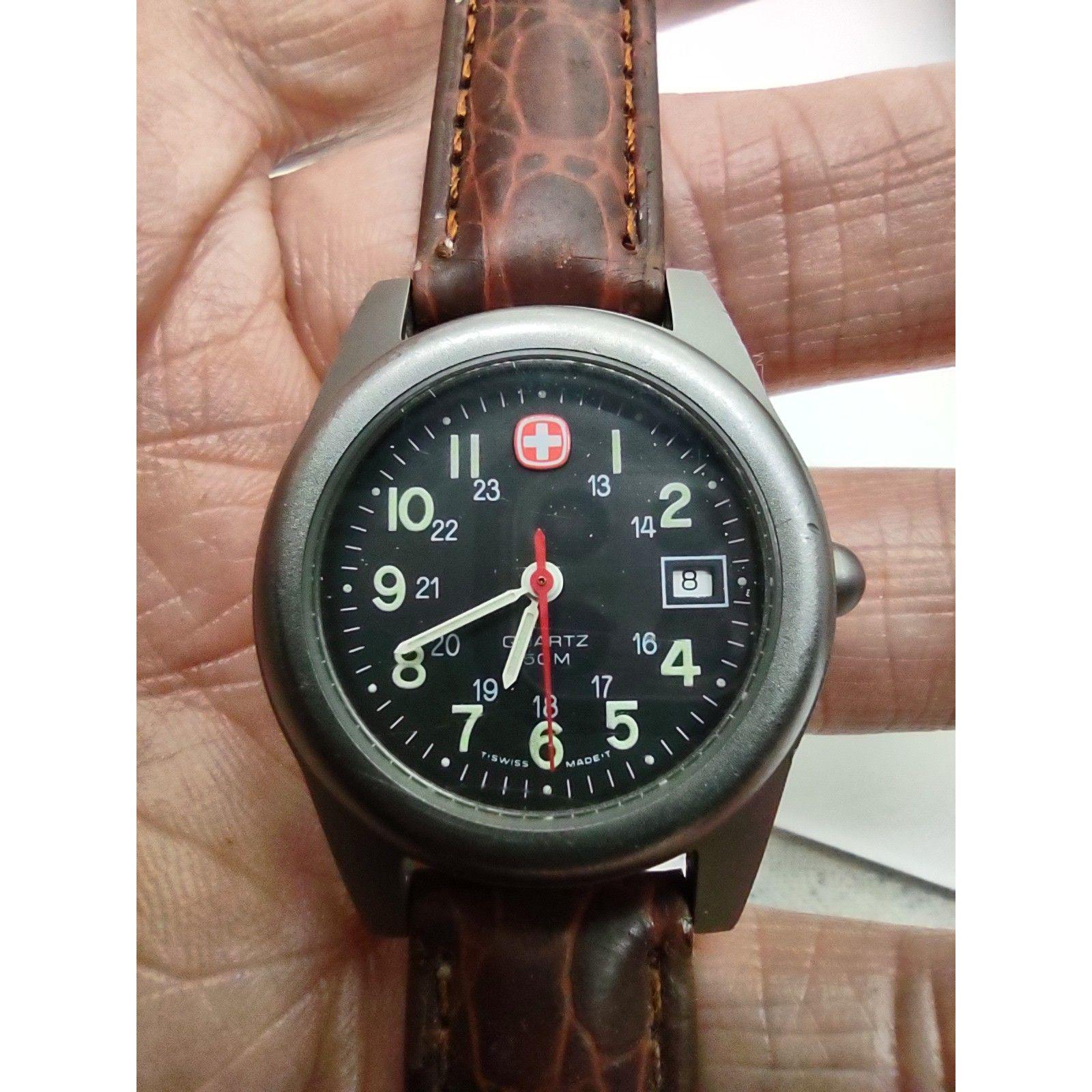 Vintage Wenger SAK Design Unlimited Marlboro 29mm Ladies Watch Rare Wenger S.A.K. Design Watch Marlboro | Mercari main image 2