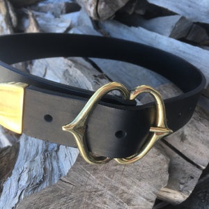 14-15 Century Buckle Belt - 1.5&quot; wide leather with a solid brass spectacle buckle and matching tip