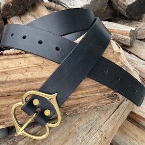Historical Buckle Belt - 1.5" wide leather with a solid brass 14-15 century spectacle buckle