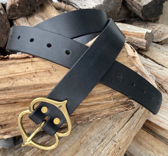Medieval leather LARP renaissance western belt brass buckle equestrian women M Handmade Leather Medieval Belt: Larp Cosplay Accessory  main image 4