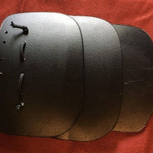 A Single Simpler Articulated Shoulder Pauldrons with lames SCA Legal Armor LARP CosPlay Faire Costume - Single - Flat Style