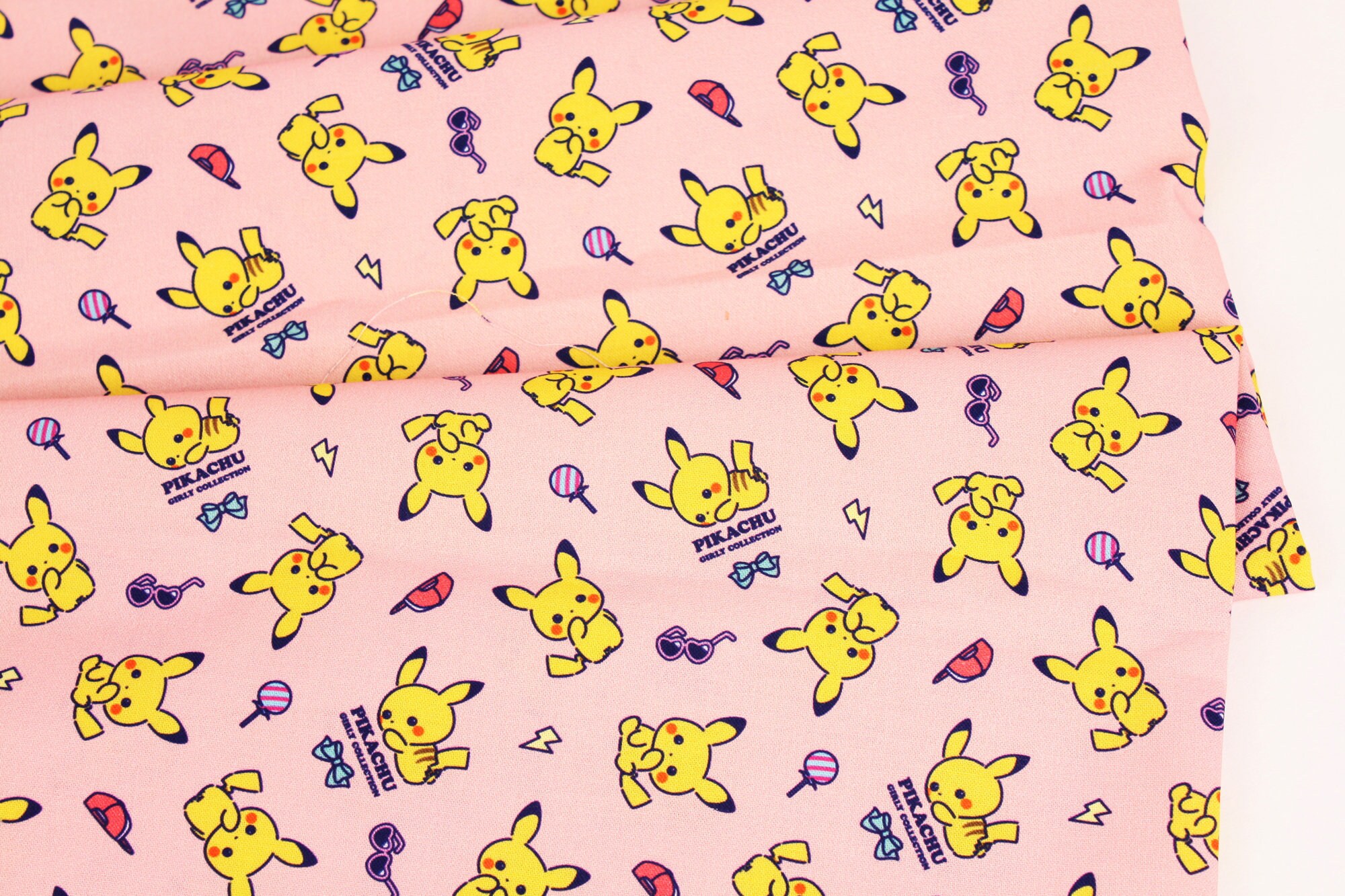 キャラクター生地 ポケットモンスターポケモンピカチュウ コットン100 シーチング Pocket Monster Etsy 日本