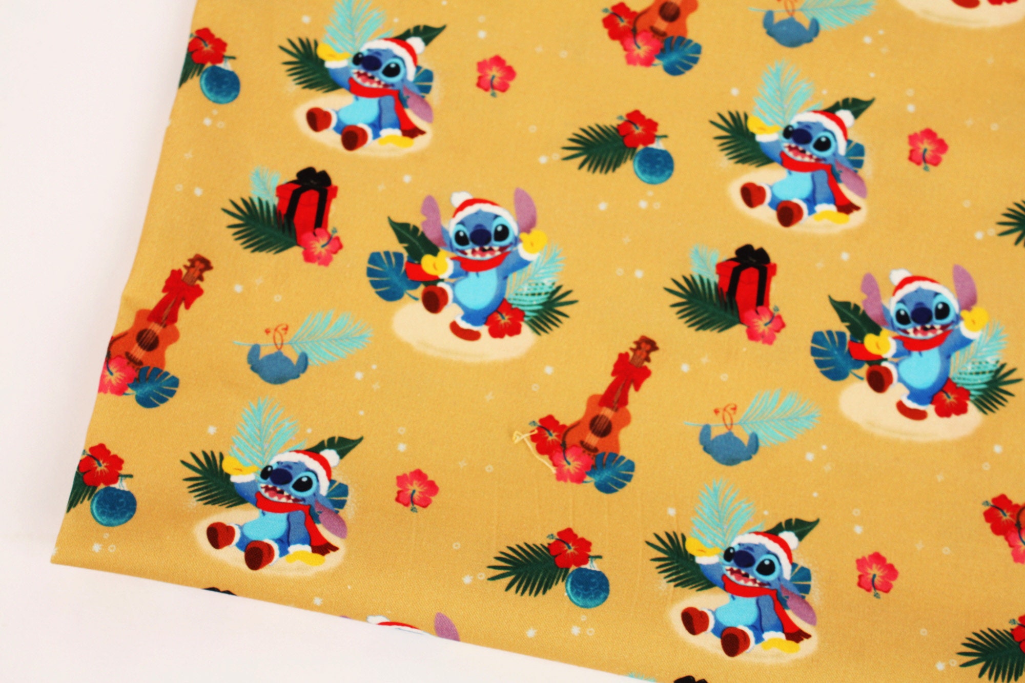Disney's Lilo & Stitch Christmas Gift Wrapping Paper 2.5 Yards FOLDED  Decoupage
