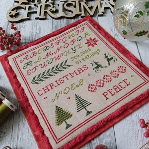 A Christmas Sampler pdf cross stitch chart