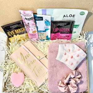 Self Care Gift Box, Spa Gift Set for Her, Relaxation Gift, Birthday Gift, Wellness Gift Box, Pamper Gift for Her, Cozy Gift