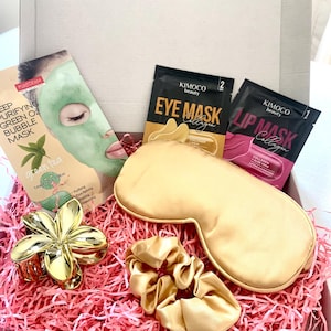 Gold Glow Self Care Gift Box – Spa Night Kit with Sleep Mask & Skincare – Relaxing Gift for Her, Me Time Box, Birthday Pamper Set