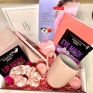 Birthday Gift Set - Luxury Self Care Gift - Birthday Gift Set- Christmas Gift Set- Friendship Box- Best Friend gift- Friendship Care Package