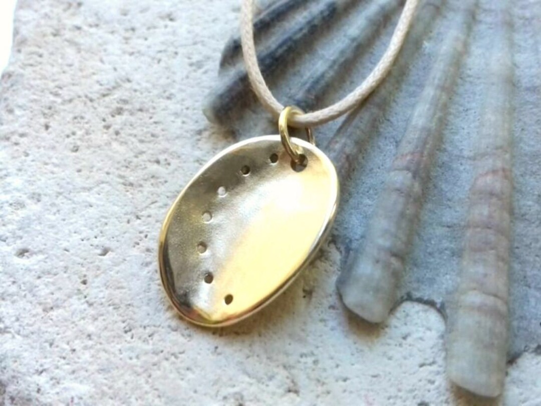 9ct Gold Guernsey Ormer Shell Pendant Necklace Etsy