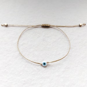 Goldschnur Böser Blick Armband, Weiß Böser Blick Armband, Minimalistischer Schmuck, Kleines Augen Armband, Stapelbares mati Armband, Feiner böser Blick
