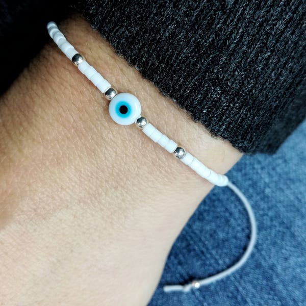 Evil eye bracelet, Tiny white evil eye bracelet, Seed beads bracelet, Minimalist bracelet, Greek mati bracelet, Talisman jewelry
