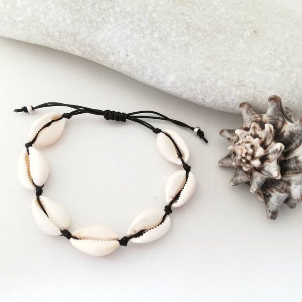 Shell bracelet, Shells anklet, Cowrie shell bracelet, Boho bracelet, Summer jewelry, Surfer anklet, Cowrie shells choker, Sea shells choker