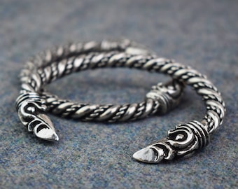 Large Viking Norse Odin's Raven Bracelet ABLET004