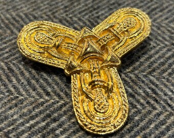 Broche de trébol vikingo Borre chapado en oro - ABR018- GP