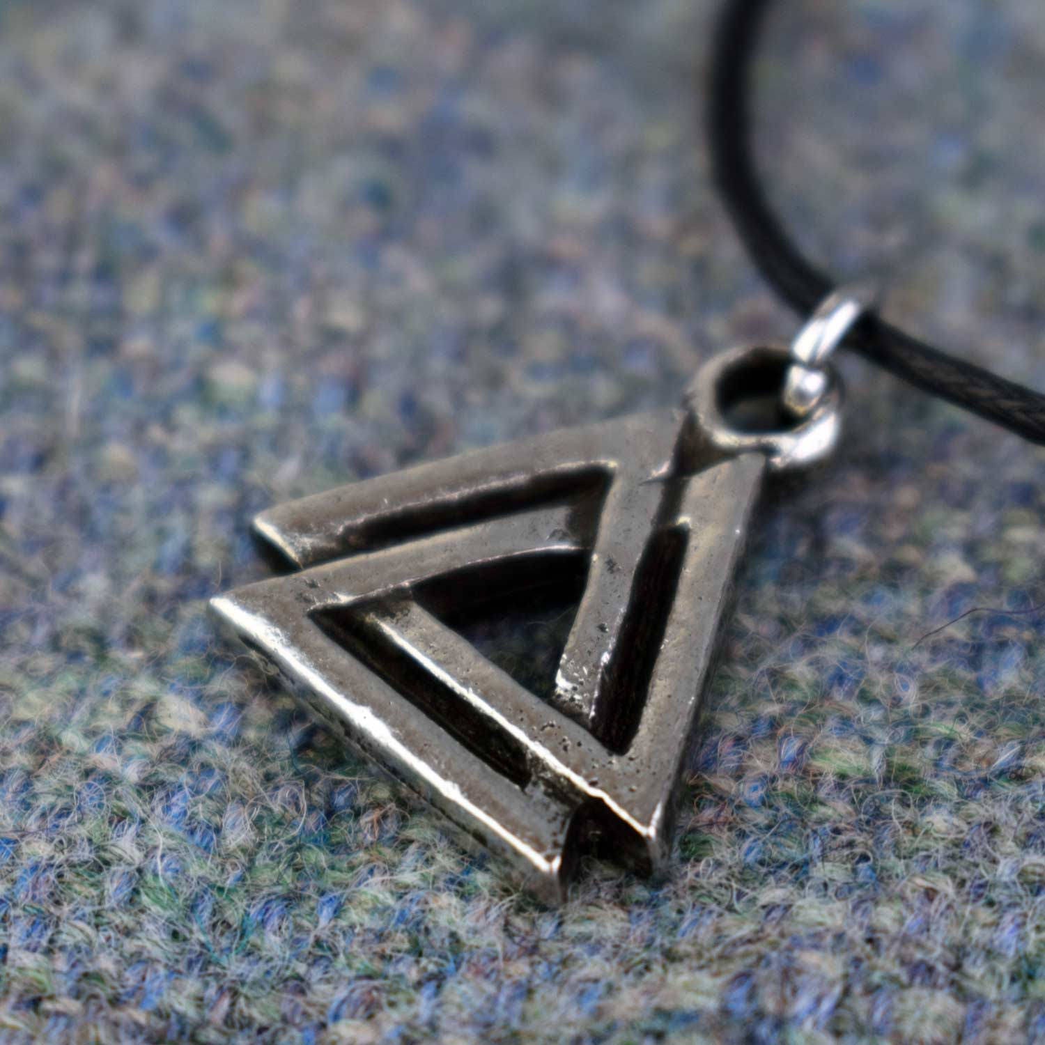 Viking Pagan Norse Small Valknut Pendant AV010