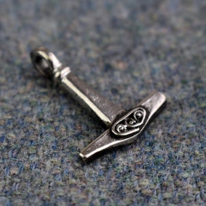 Viking Norse Pagan Smiths Pendant AV040
