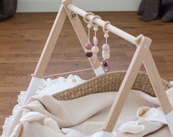 Baby gym made of natural wood, activity center, Well made, sturdy frame, white color, hangers for babygym